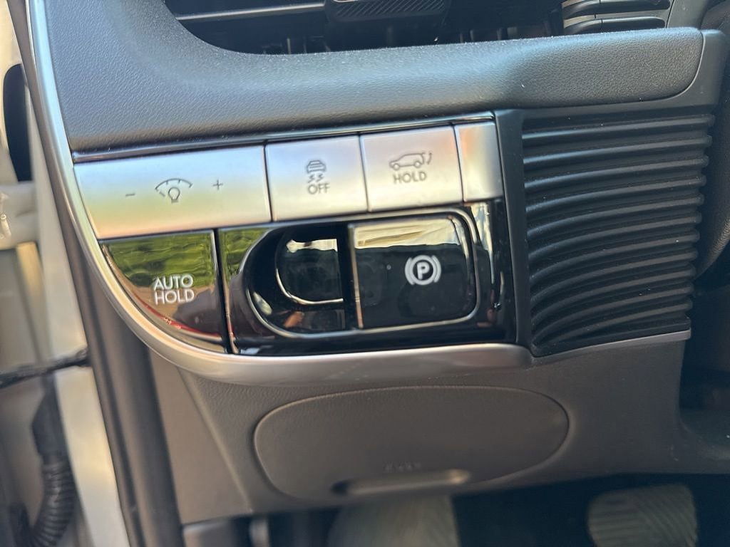 Used 2024 Hyundai Ioniq 5 Limited RWD image 14