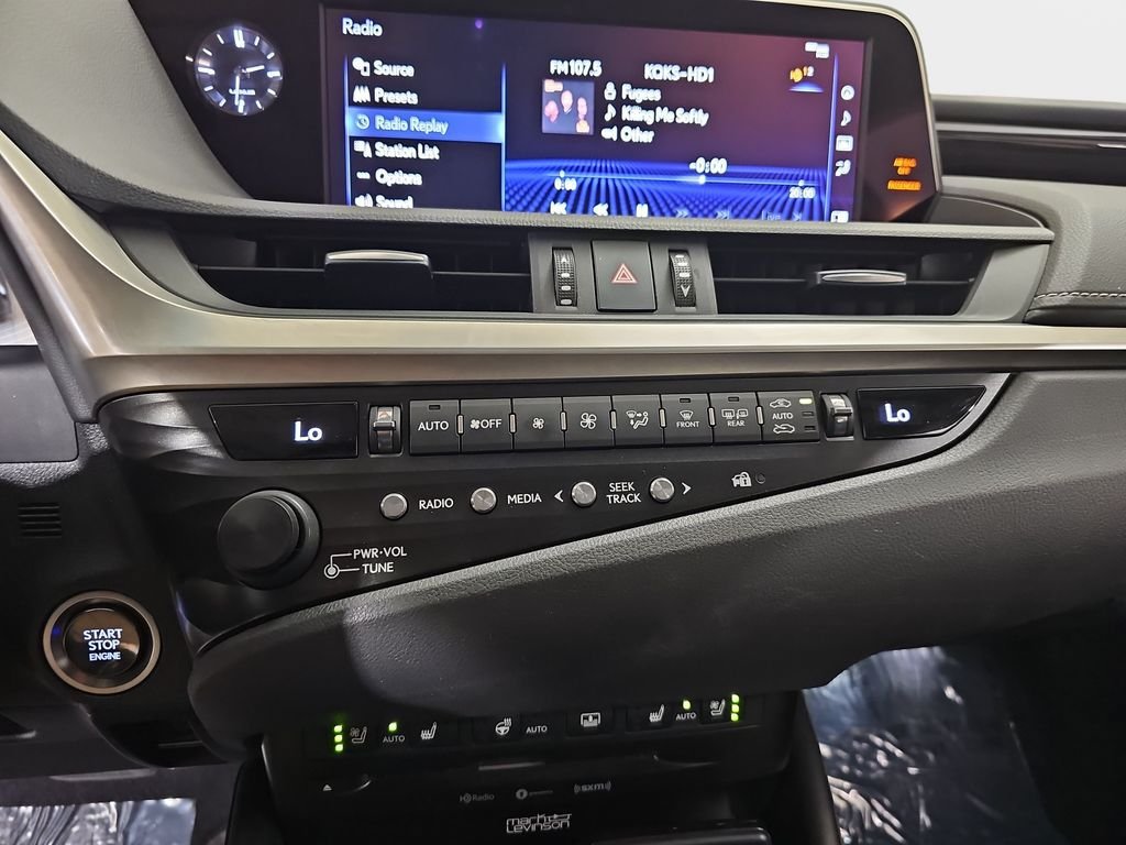 Used 2020 Lexus ES 350 Ultra Luxury w/ Accessory Package 2 FWD image 23