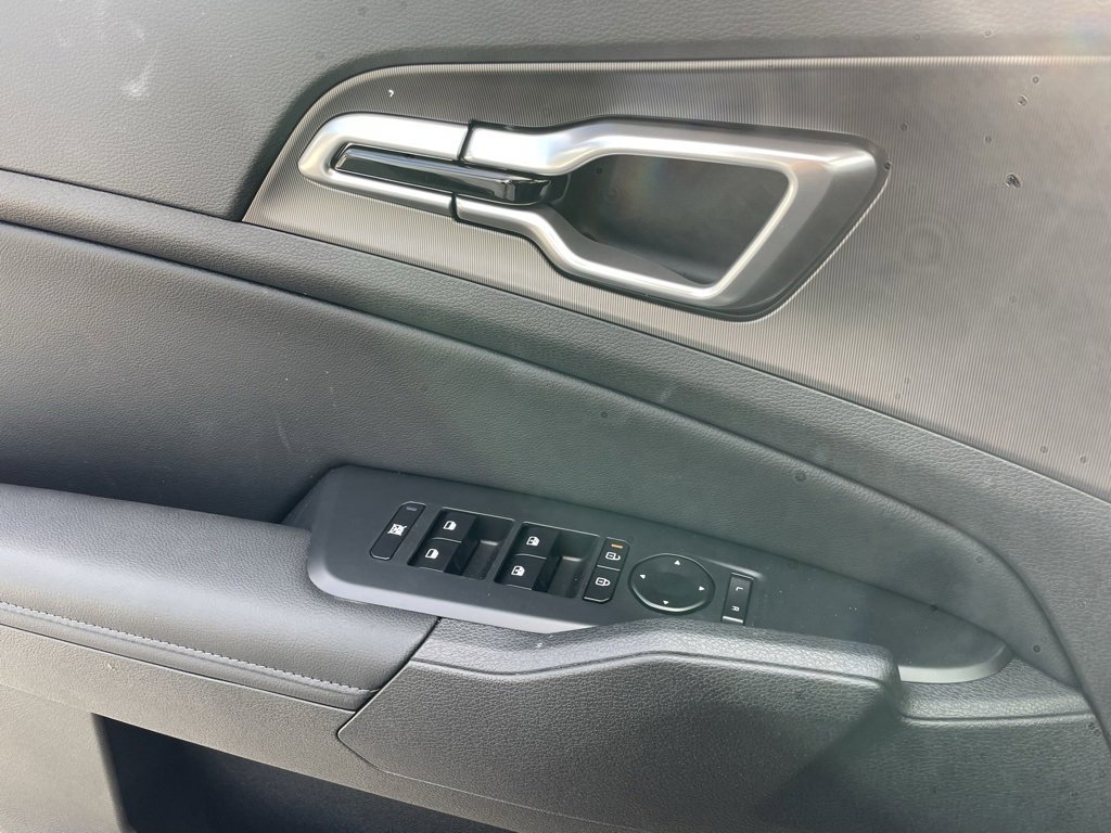 New 2026 Kia Sportage EX image 18