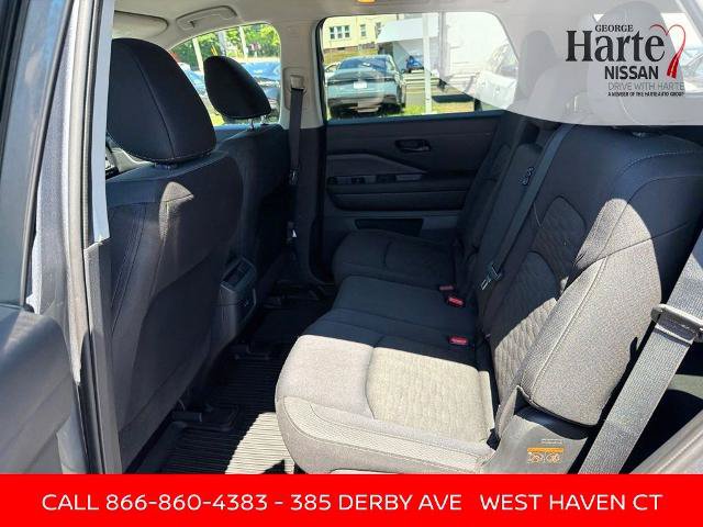 Certified 2024 Nissan Pathfinder S AWD/4WD image 18