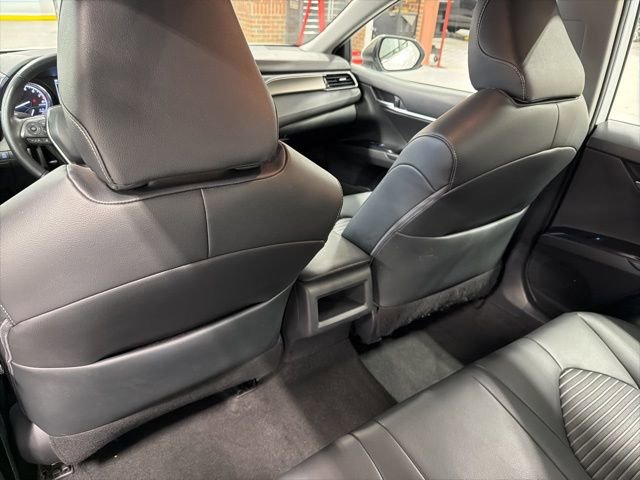 Used 2019 Toyota Camry SE image 31