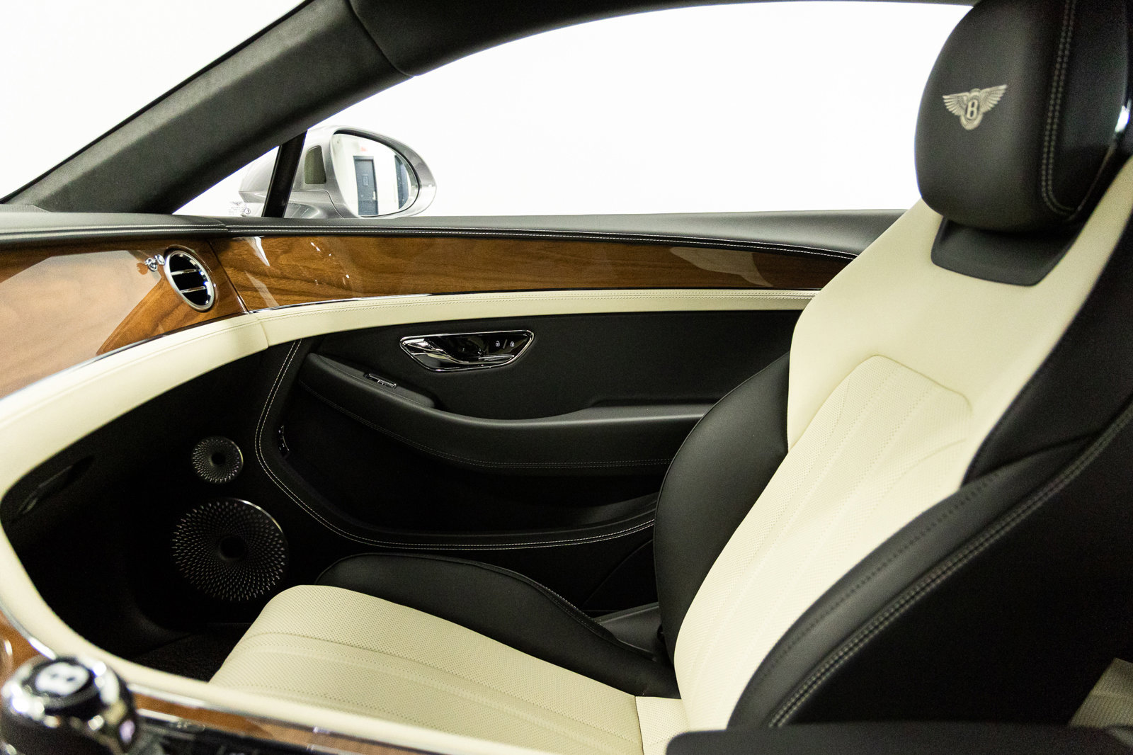 New 2026 Bentley Continental GT AWD/4WD image 38