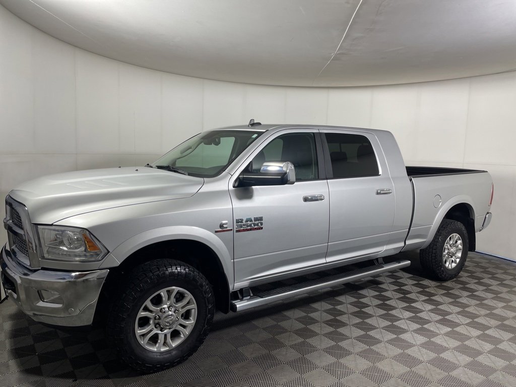 Used 2016 RAM 3500 Laramie image 4