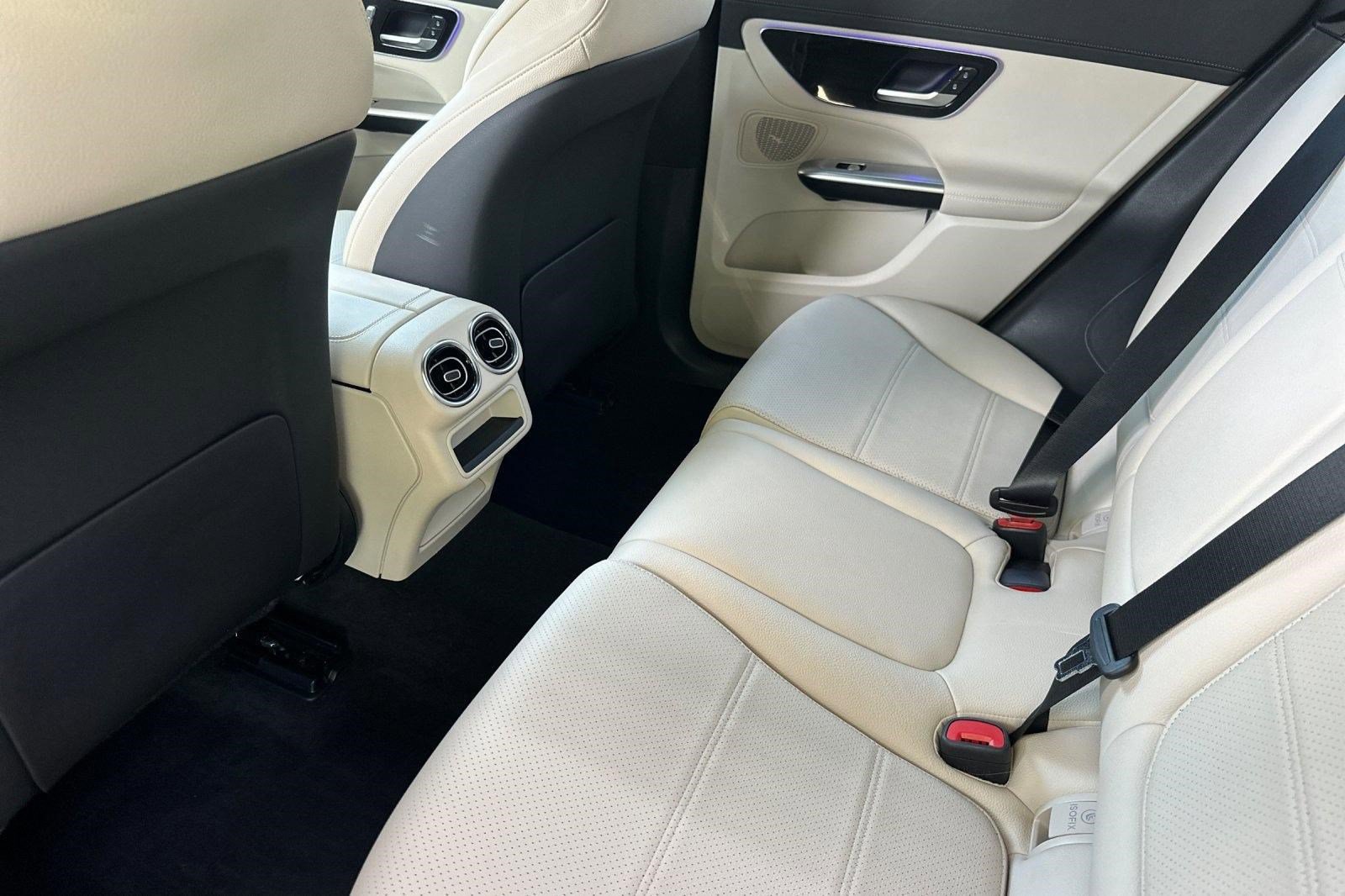Certified 2024 Mercedes-Benz GLC 300 4MATIC image 28