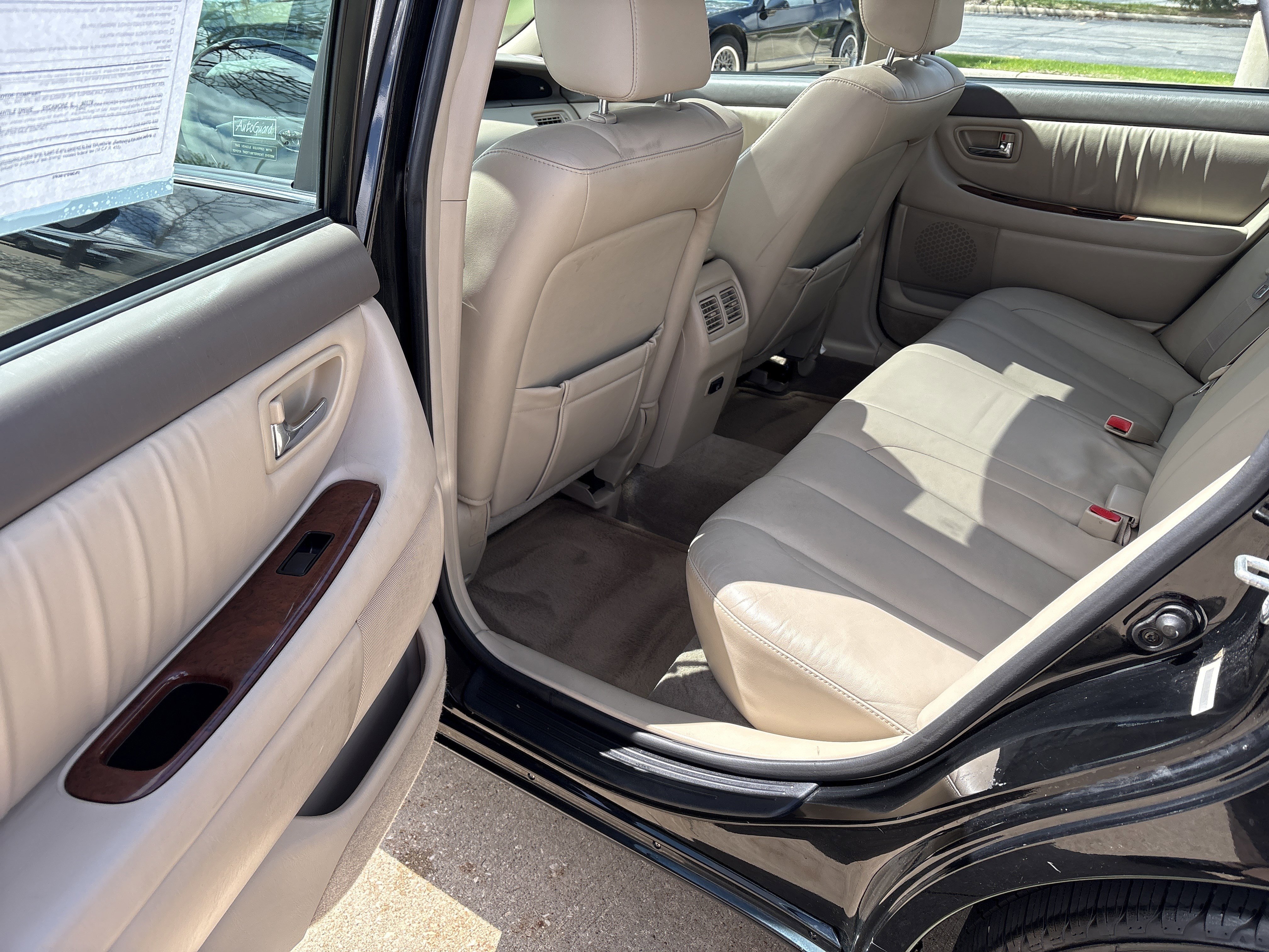 Used 2003 Toyota Avalon XLS image 11