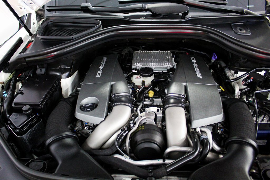 Used 2018 Mercedes-Benz GLE 63 AMG 4MATIC w/ Premium 3 Package image 35