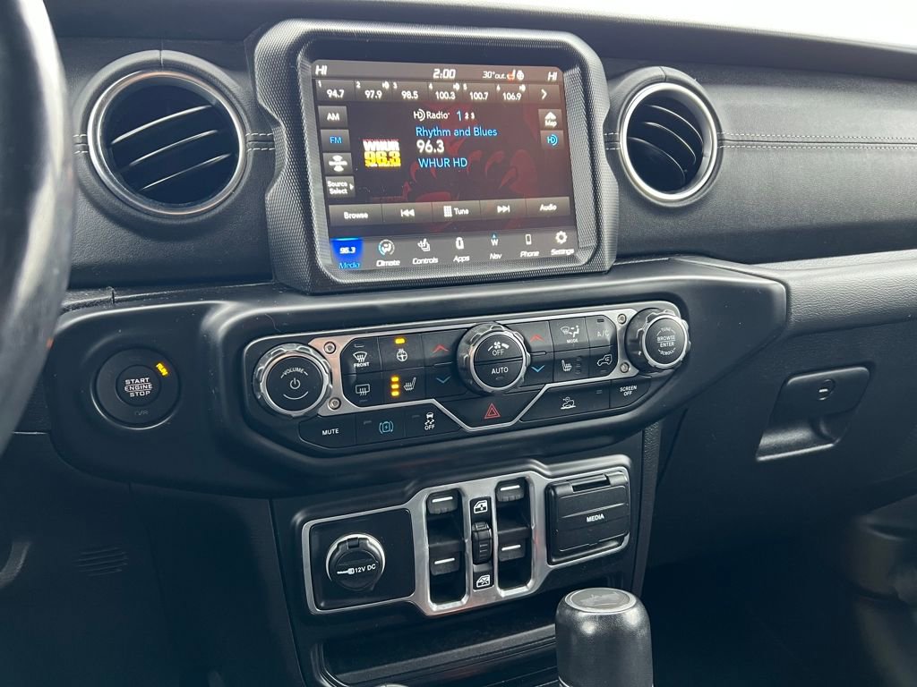 Used 2023 Jeep Wrangler Unlimited Sahara w/ Cold Weather Group image 31