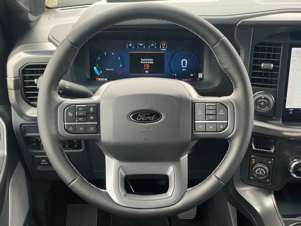 New 2025 Ford F150 Lariat w/ Equipment Group 502A High image 9