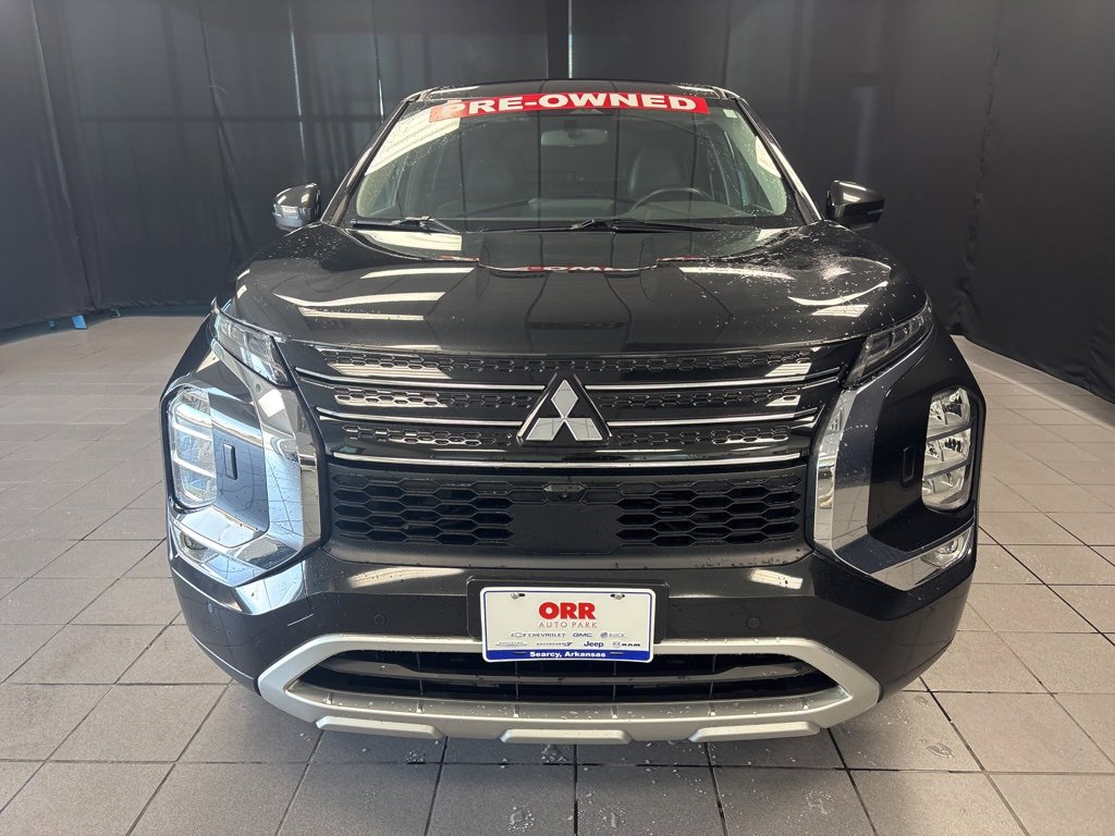 Used 2023 Mitsubishi Outlander SE image 11