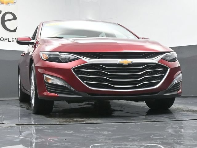 Used 2025 Chevrolet Malibu LT FWD image 3