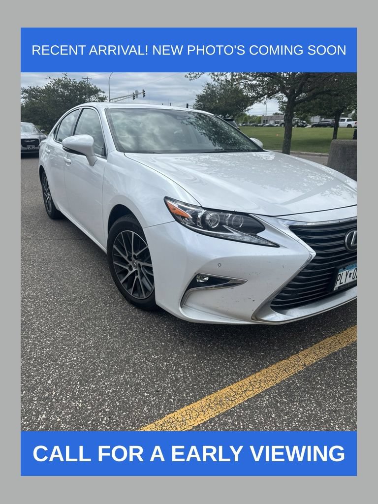 Used 2017 Lexus ES 350 w/ Luxury Package
