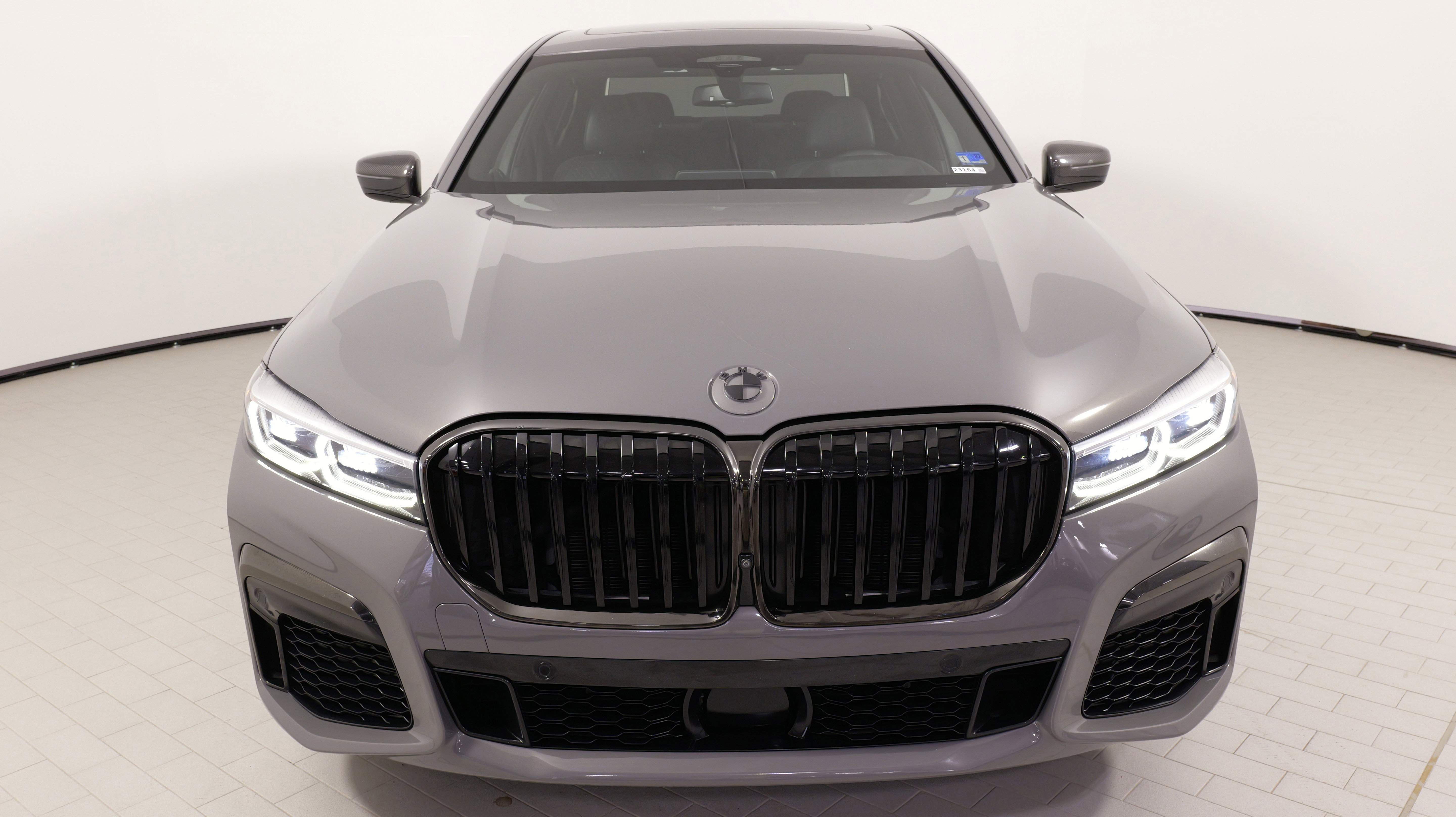 Used 2022 BMW 750i xDrive w/ Executive Package image 4