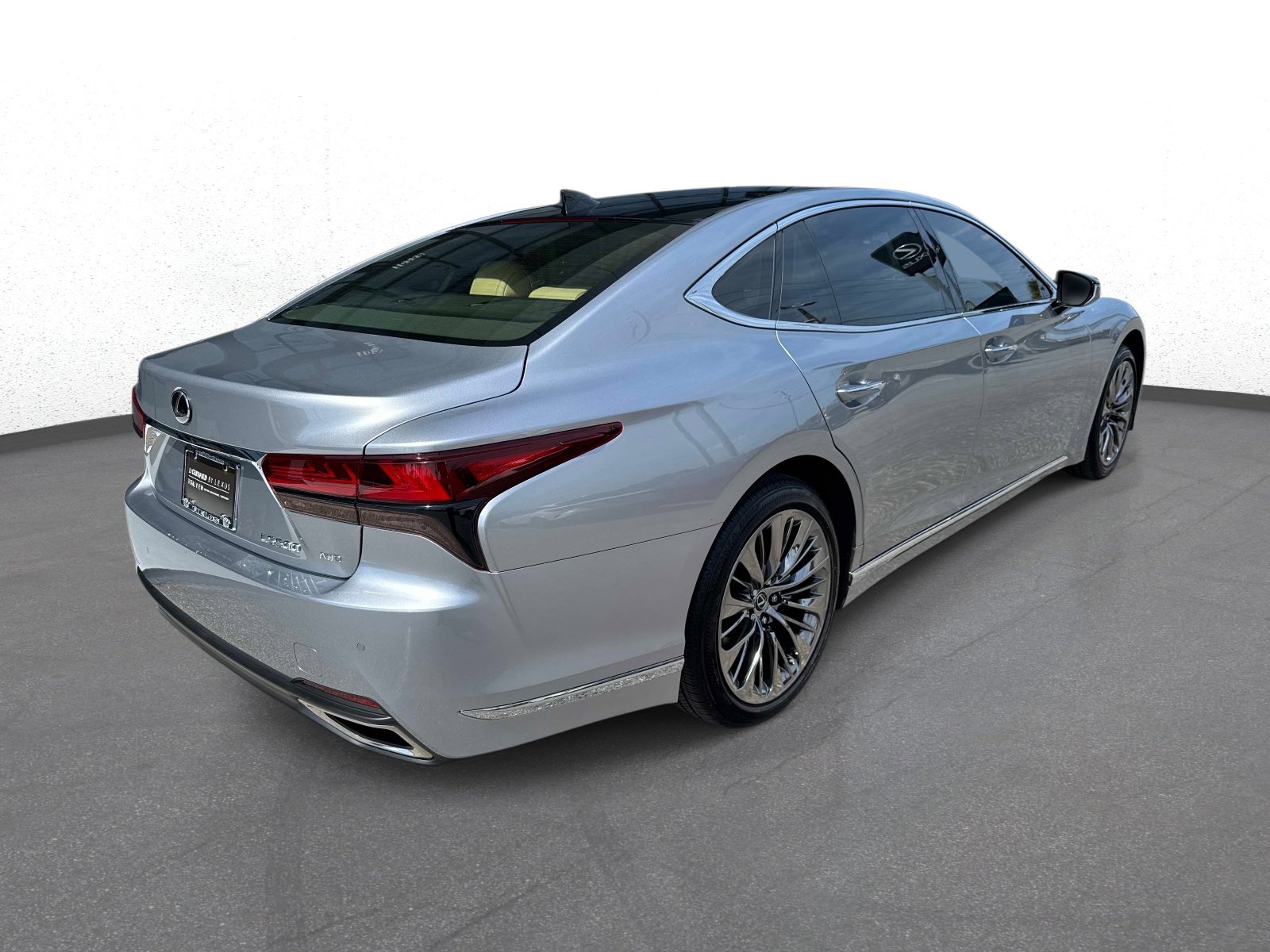Certified 2023 Lexus LS 500 AWD w/ Interior Upgrade Package image 3