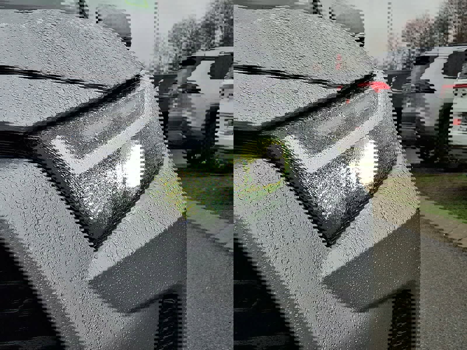 Certified 2025 Toyota RAV4 XLE w/ Convenience Package image 11