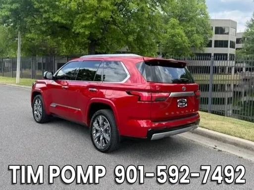 Used 2023 Toyota Sequoia Capstone AWD/4WD image 3