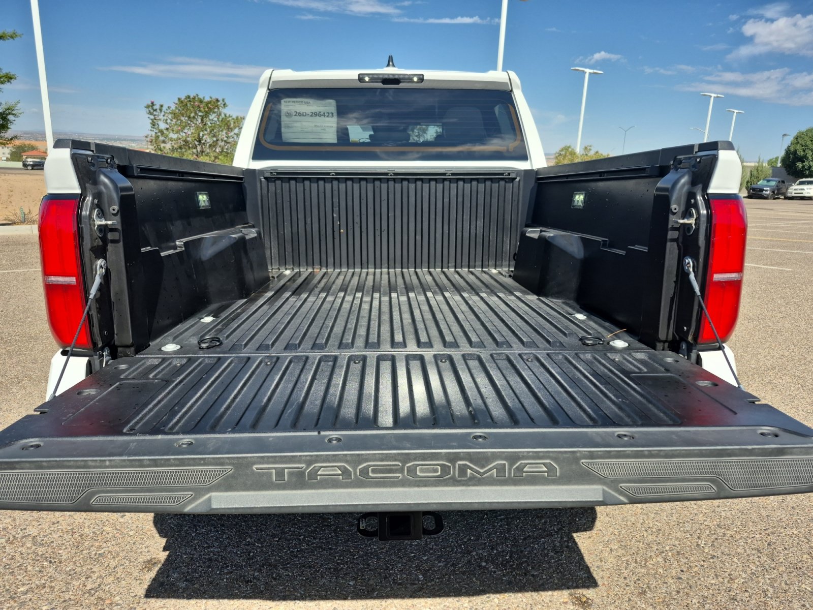 Used 2024 Toyota Tacoma TRD Sport AWD/4WD image 21