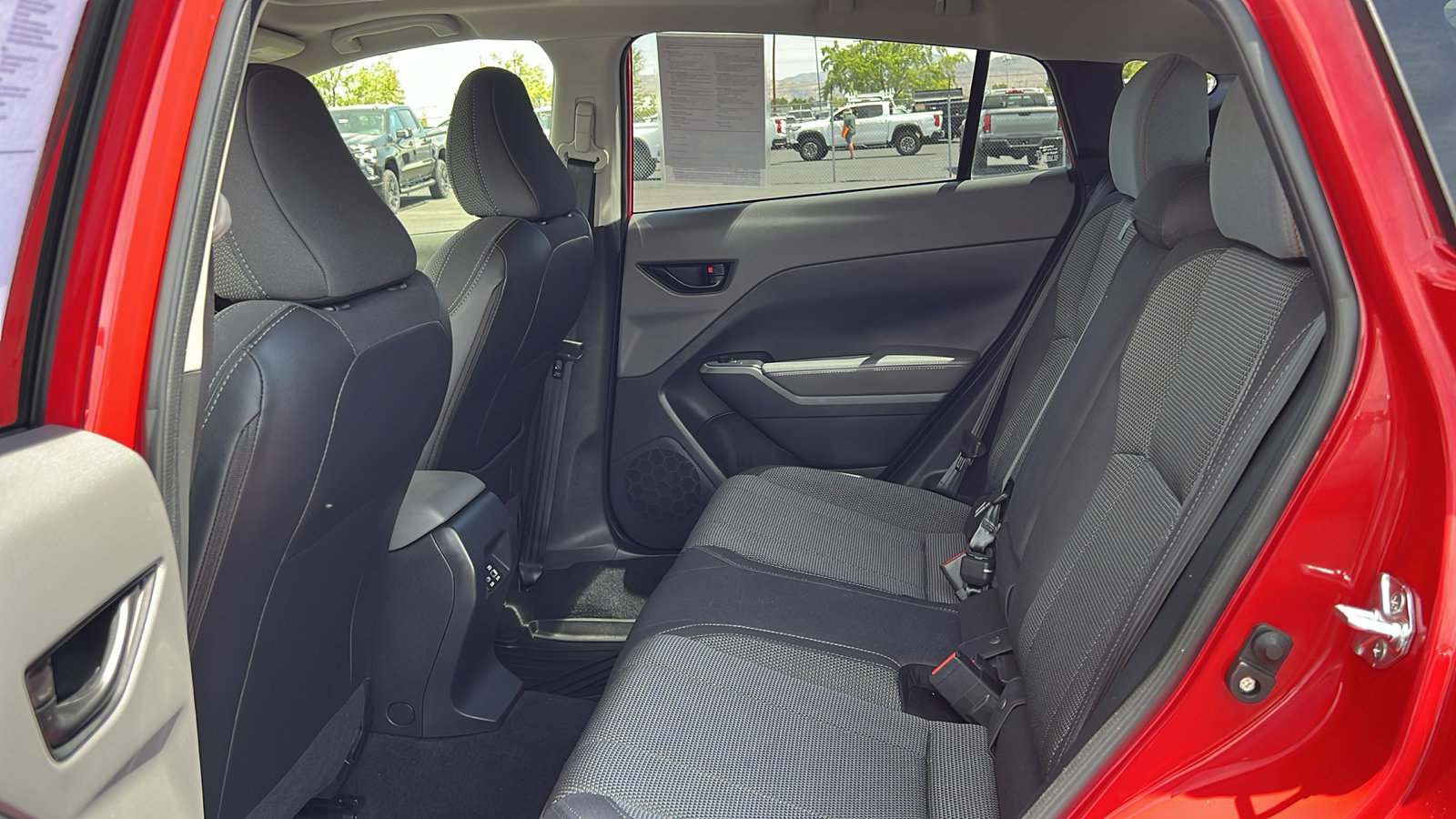 Used 2024 Subaru Crosstrek 2.0i Premium AWD/4WD image 13