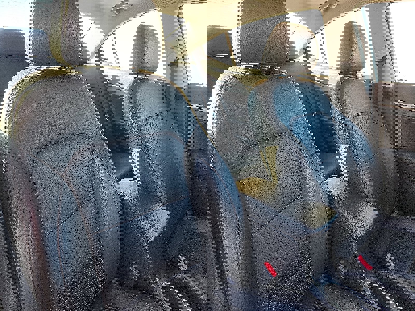 Used 2017 Hyundai Elantra Limited w/ Limited Tech Package 04 image 31