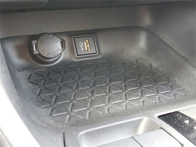 Used 2023 Toyota RAV4 XLE image 23