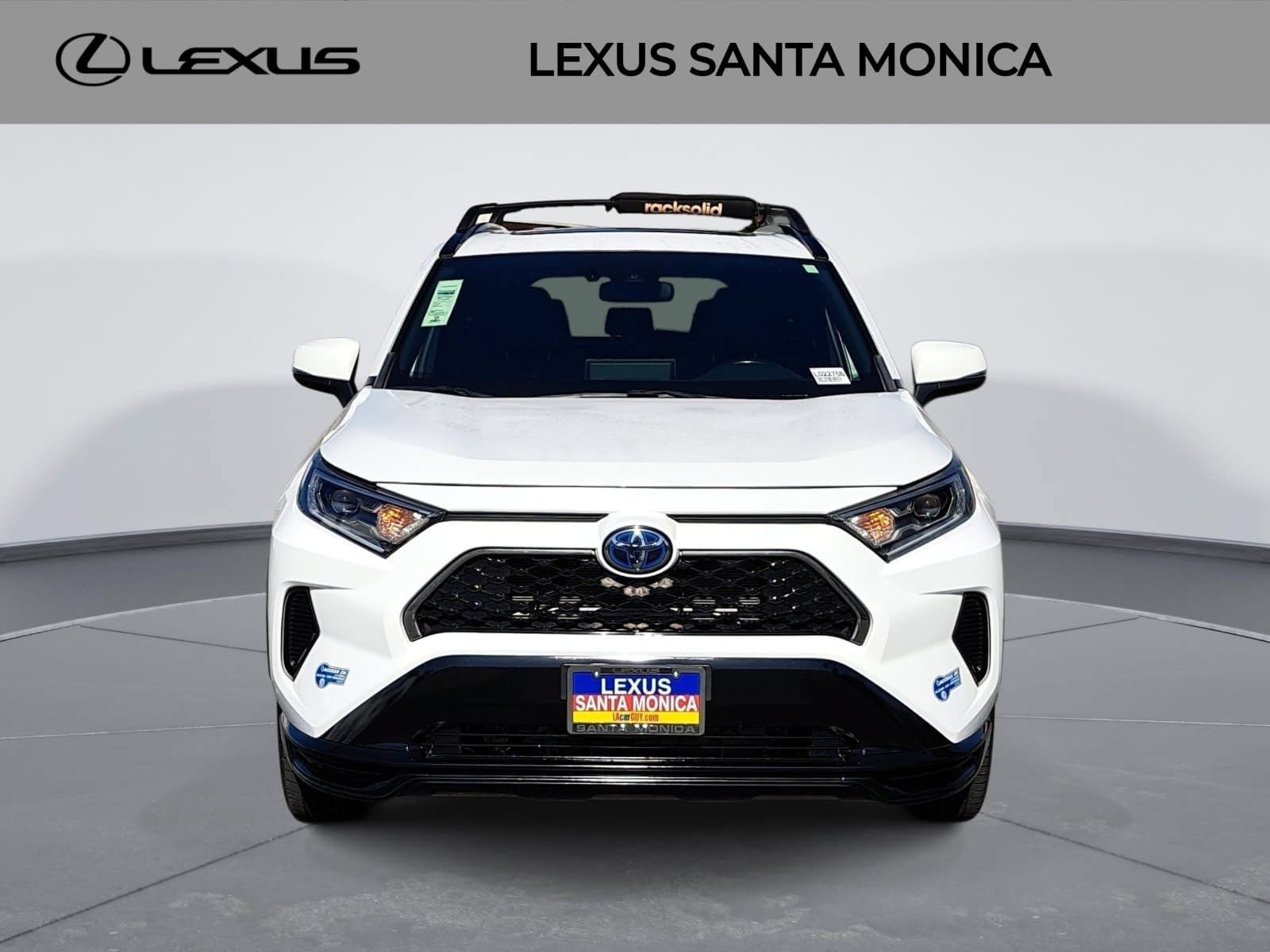 Used 2021 Toyota RAV4 SE w/ Weather & Moonroof Package AWD/4WD image 2