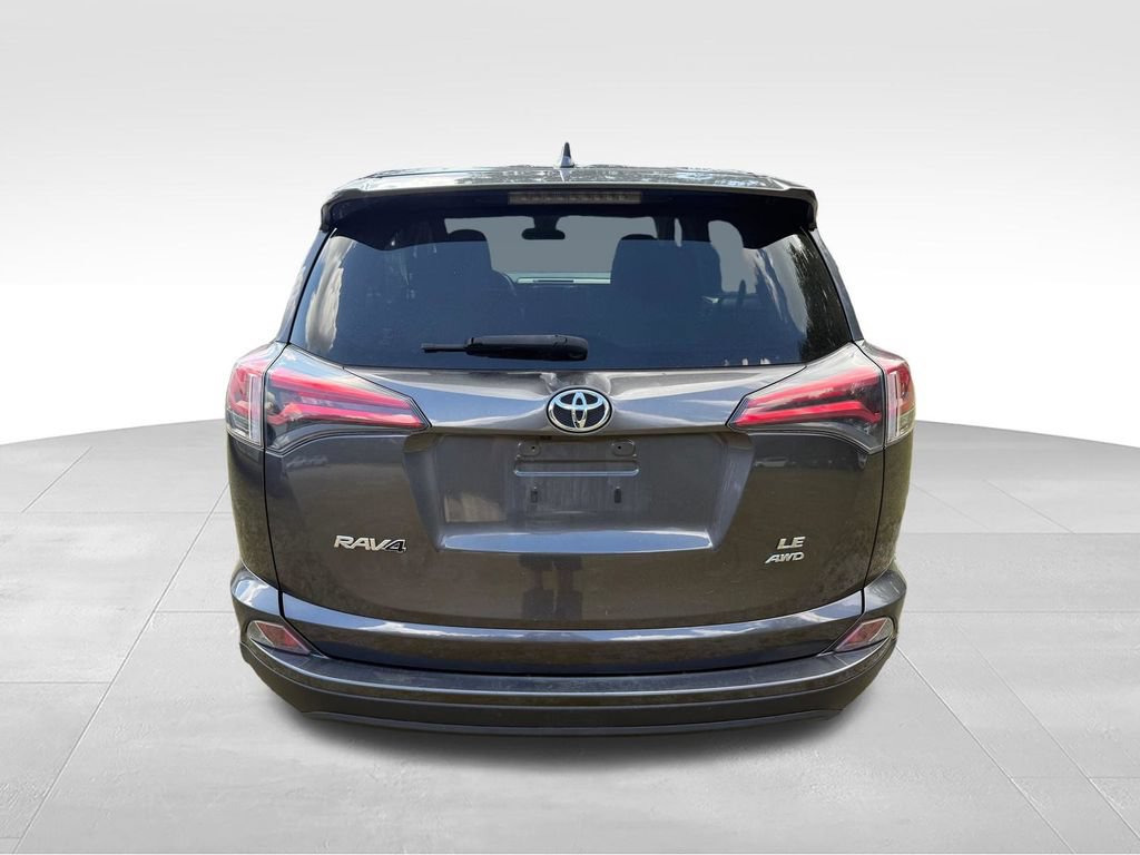 Used 2018 Toyota RAV4 LE w/ All Weather Liner Package AWD/4WD image 5