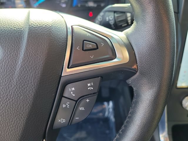 Used 2022 Ford Edge Titanium w/ Equipment Group 301A AWD/4WD image 22
