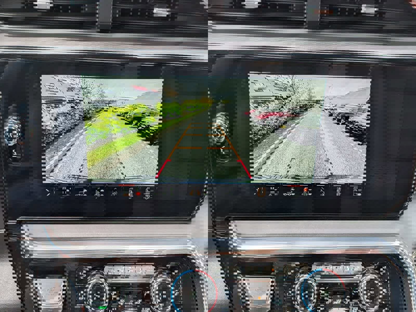 Certified 2024 GMC Sierra 3500 Denali Ultimate image 34