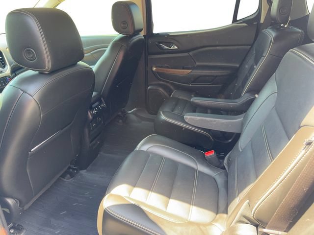 Used 2019 GMC Acadia Denali w/ Technology Package FWD image 9