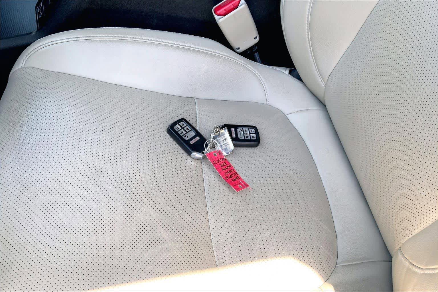 Used 2018 Honda Clarity Touring image 14