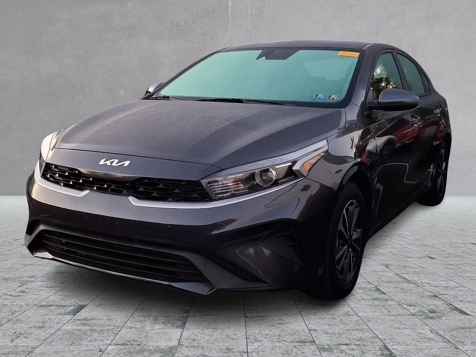Used 2023 Kia Forte LXS FWD image 1