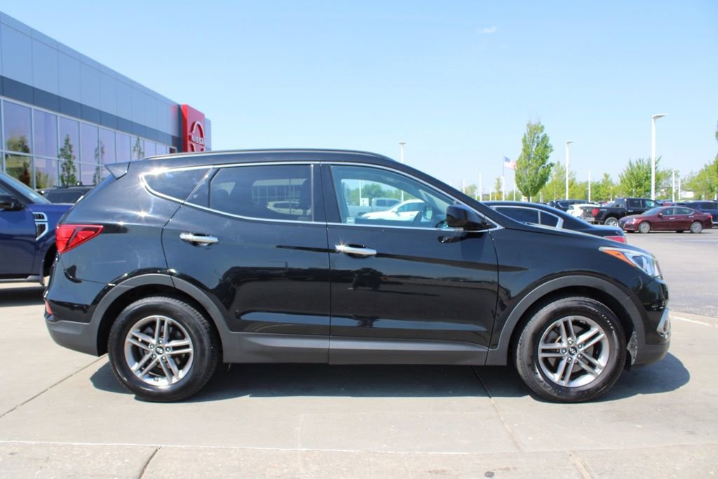 Used 2017 Hyundai Santa Fe Sport AWD/4WD image 6