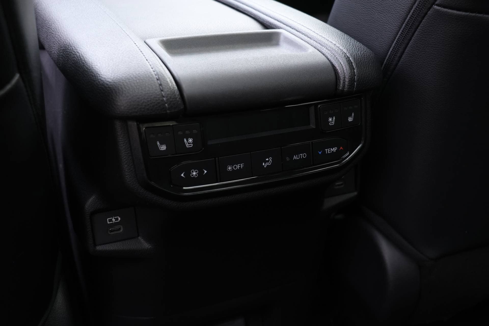 New 2026 Toyota Grand Highlander Platinum image 14