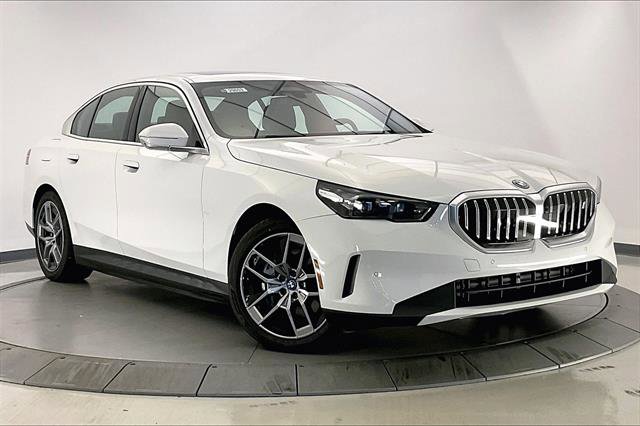 New 2025 BMW i5 xDrive40 w/ Premium Package image 10