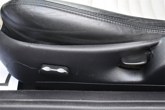 Used 2003 Ford Thunderbird image 19