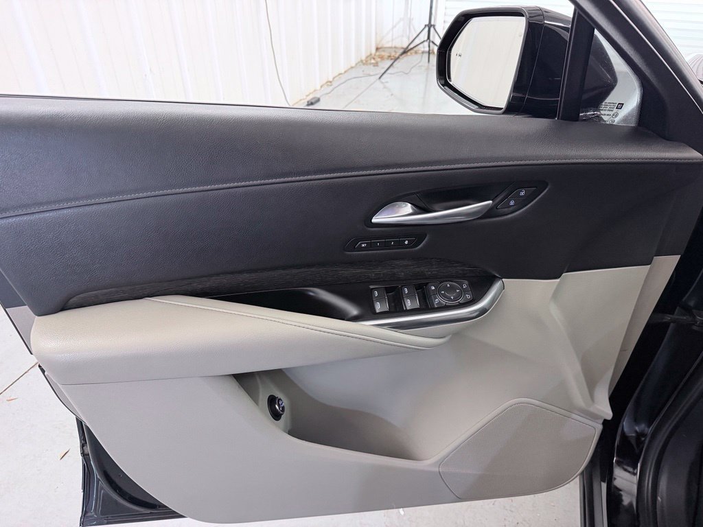 Used 2020 Cadillac XT4 Premium Luxury w/ Driver Awareness Package AWD/4WD image 10