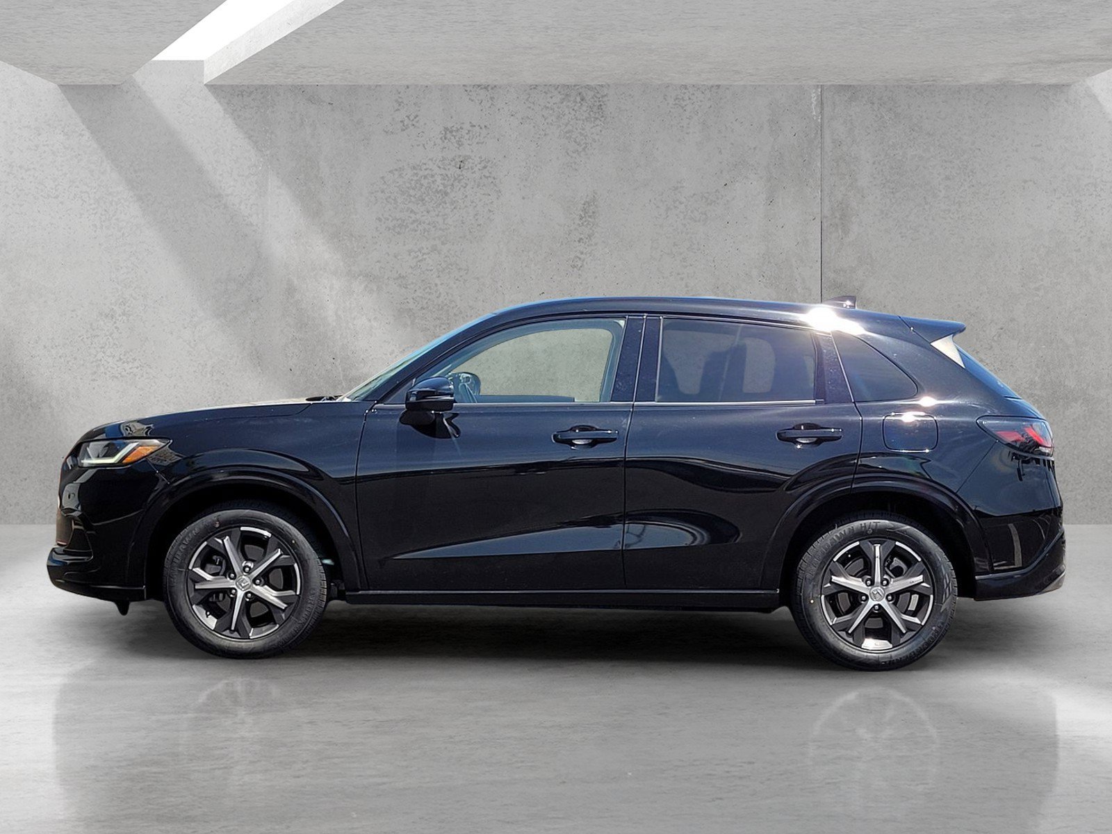 Used 2023 Honda HR-V EX-L image 8