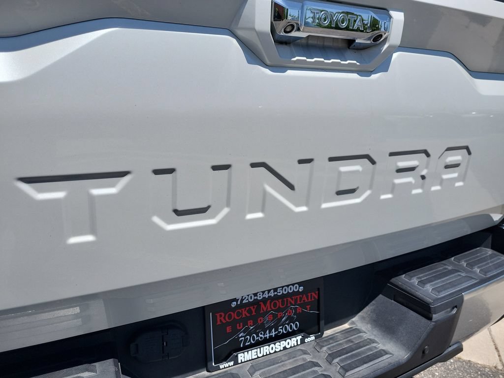 Used 2022 Toyota Tundra Limited AWD/4WD image 17