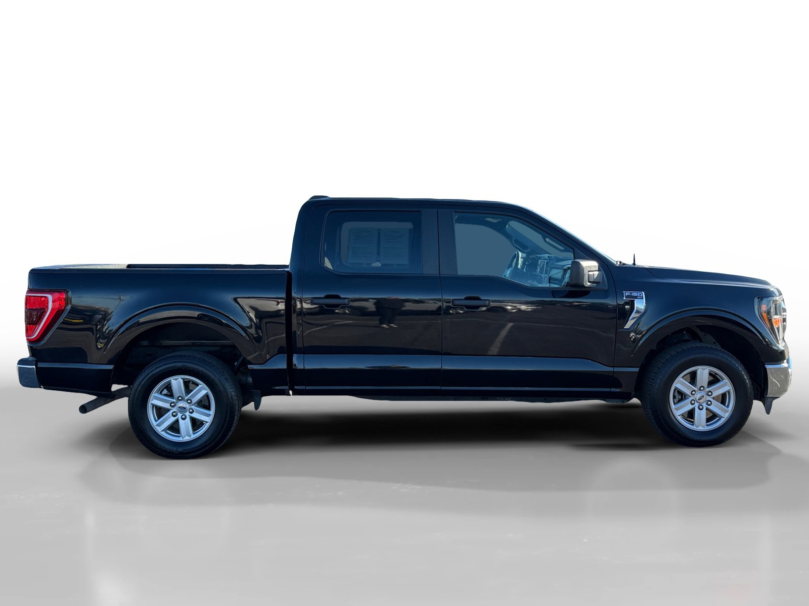 Used 2023 Ford F150 XLT image 6