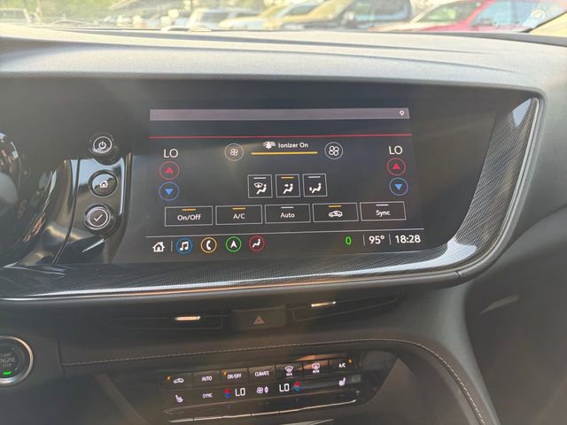 Used 2021 Buick Envision Essence w/ Technology Package I image 10