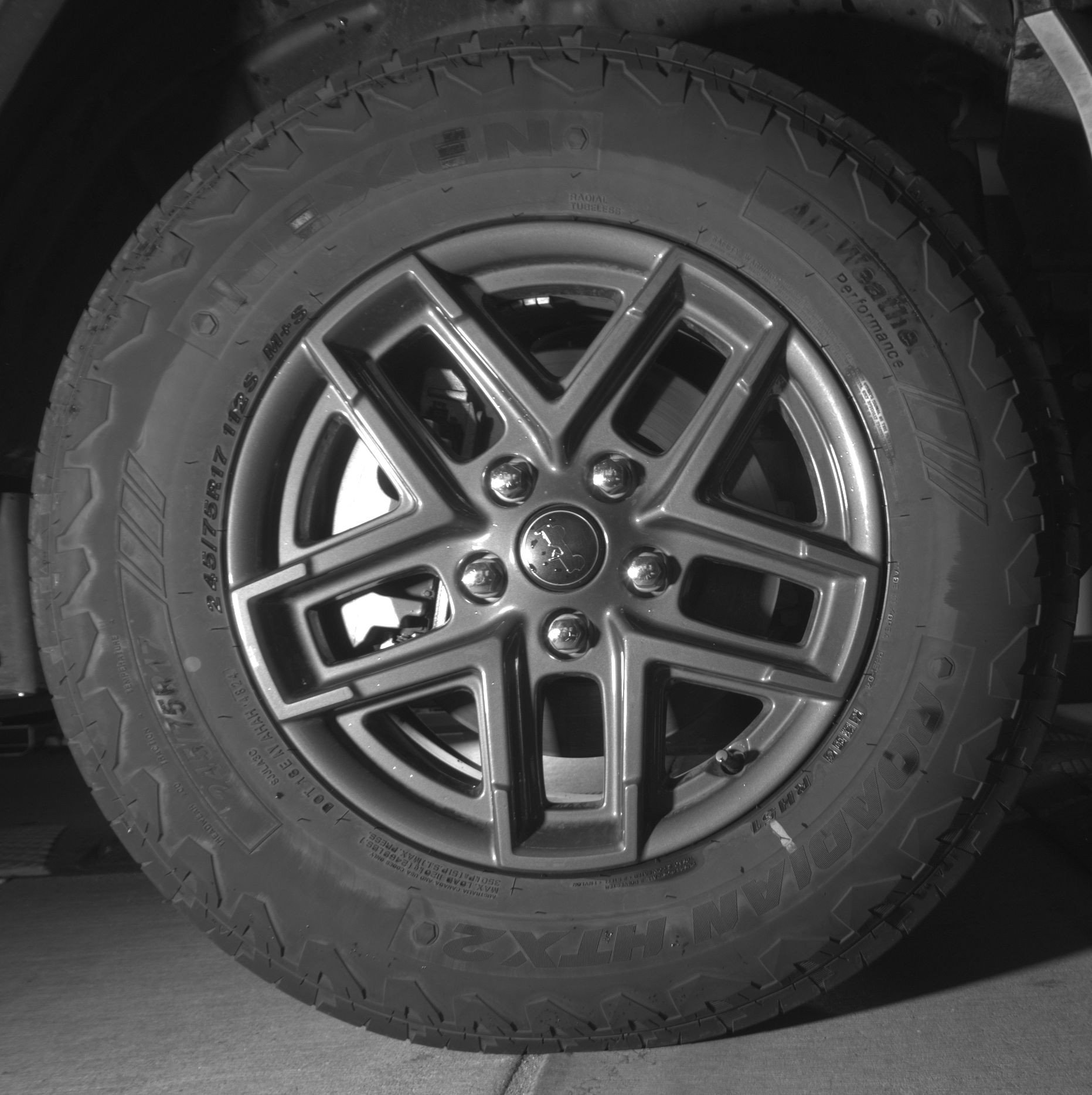 Used 2025 Jeep Wrangler Sport S image 13