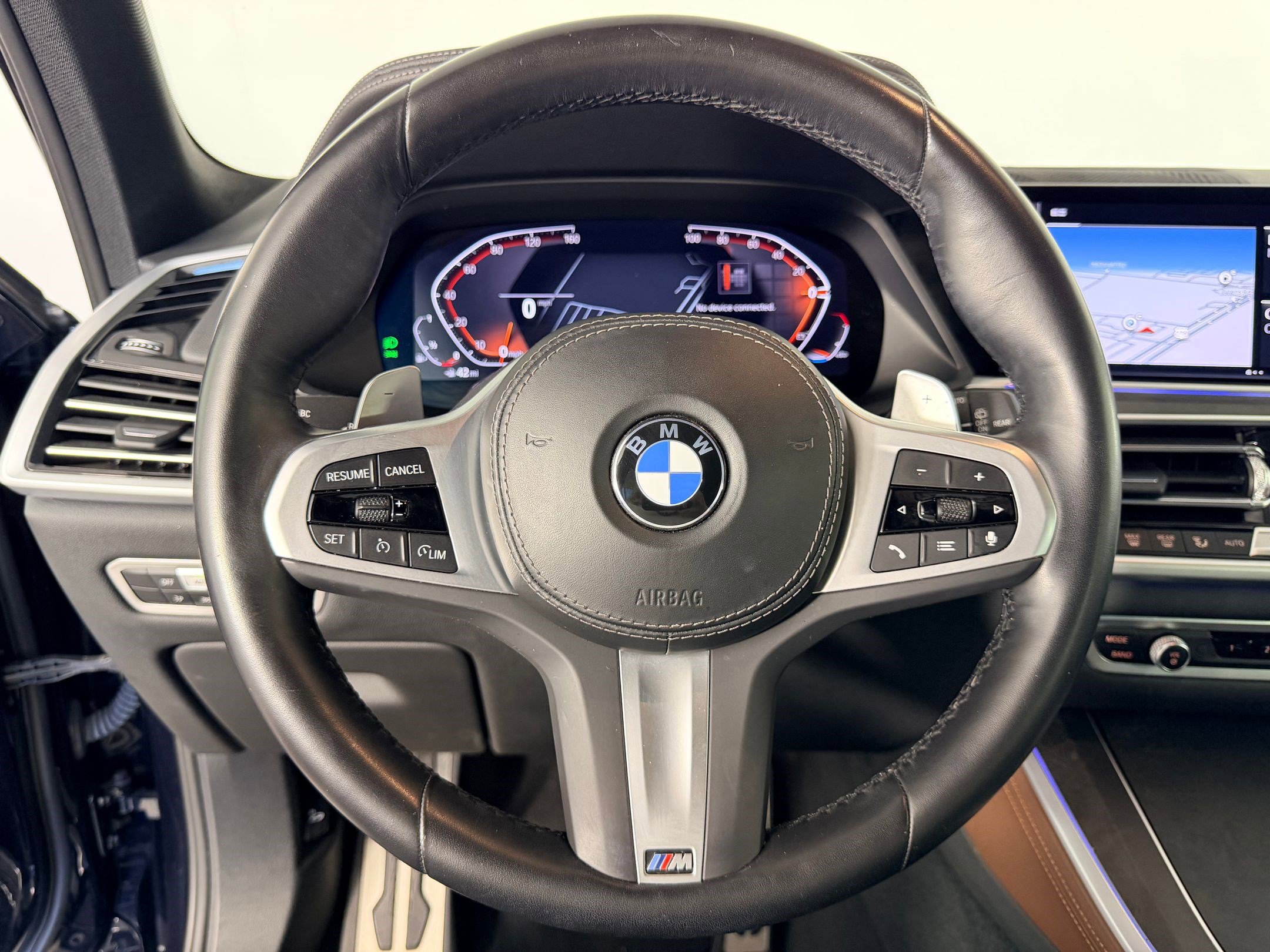 Used 2022 BMW X5 sDrive40i w/ M Sport Package RWD image 15