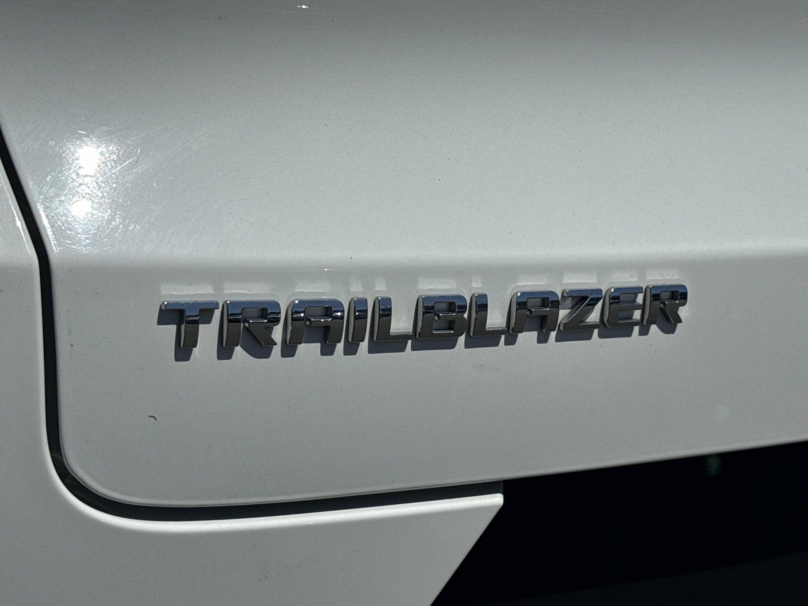 Used 2023 Chevrolet TrailBlazer LT w/ Convenience Package FWD image 28