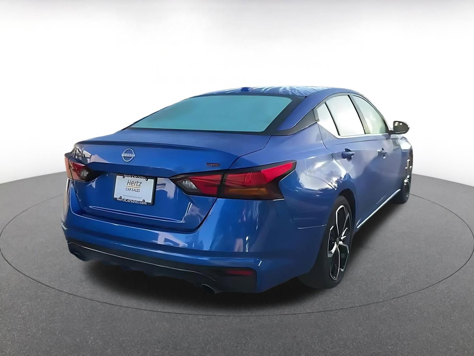 Used 2025 Nissan Altima 2.5 SR image 14