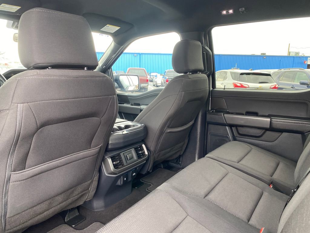 Used 2024 Ford F150 XLT w/ XLT Black Appearance Package AWD/4WD image 15