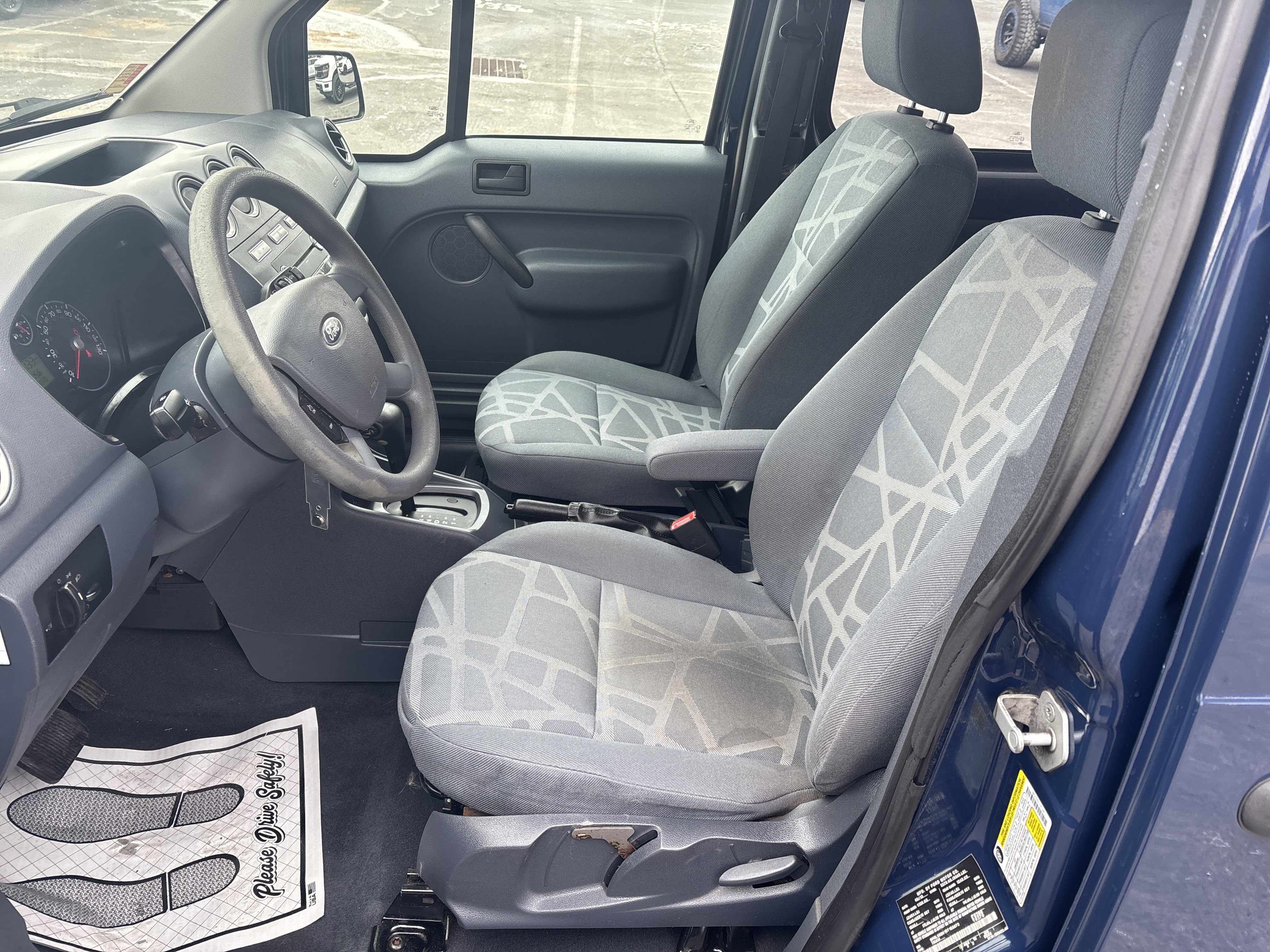 Used 2013 Ford Transit Connect XLT image 12