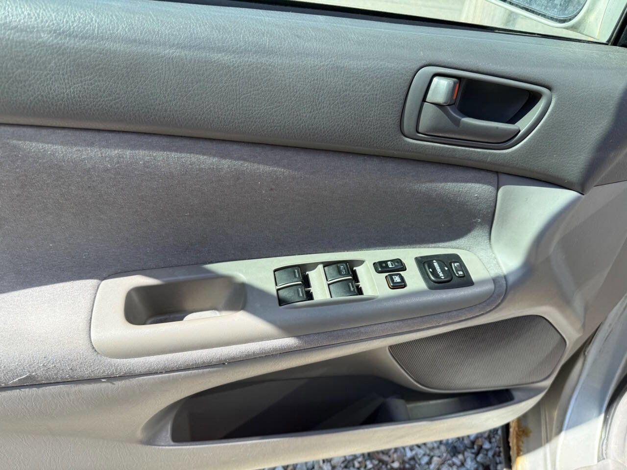 Used 2003 Toyota Camry LE FWD image 10