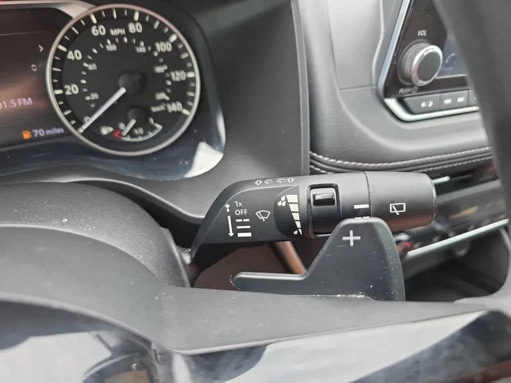 Used 2023 Nissan Rogue SV AWD/4WD image 20