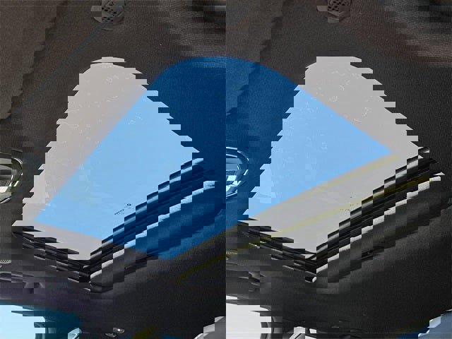 New 2025 Jeep Grand Cherokee Altitude image 17