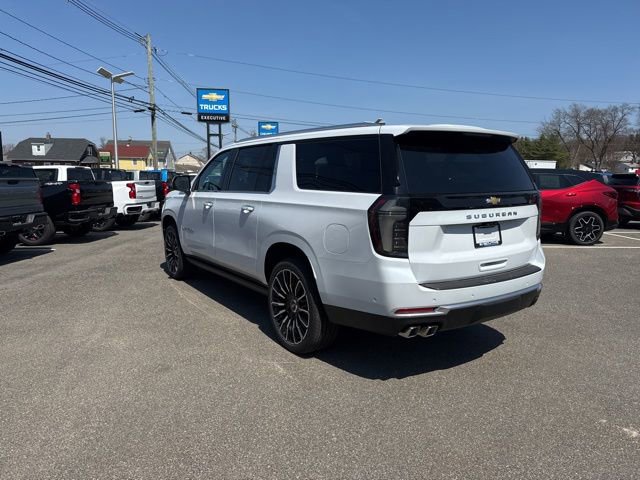 New 2026 Chevrolet Suburban High Country AWD/4WD image 3