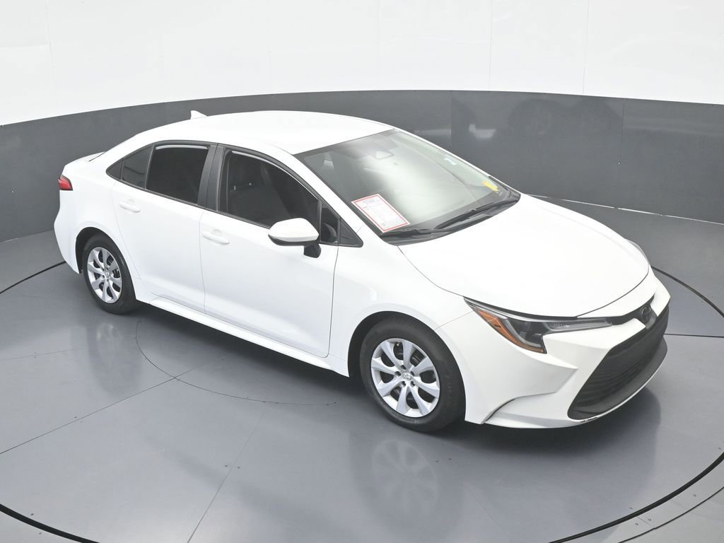 Used 2023 Toyota Corolla LE image 45